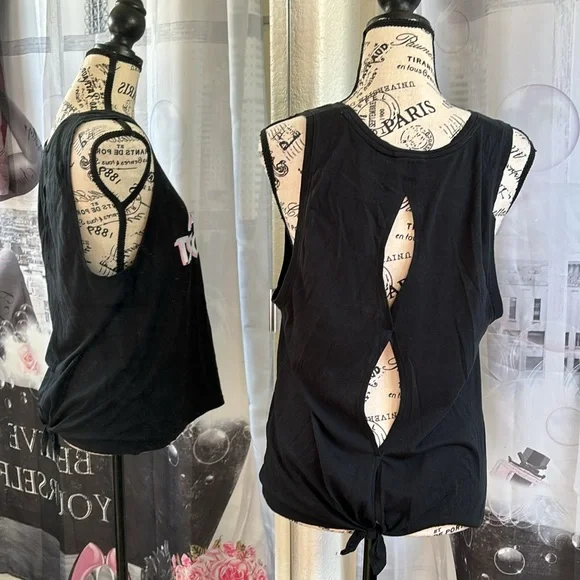 Victoria's Secret Sport Tank Top - Picture 2 of 5